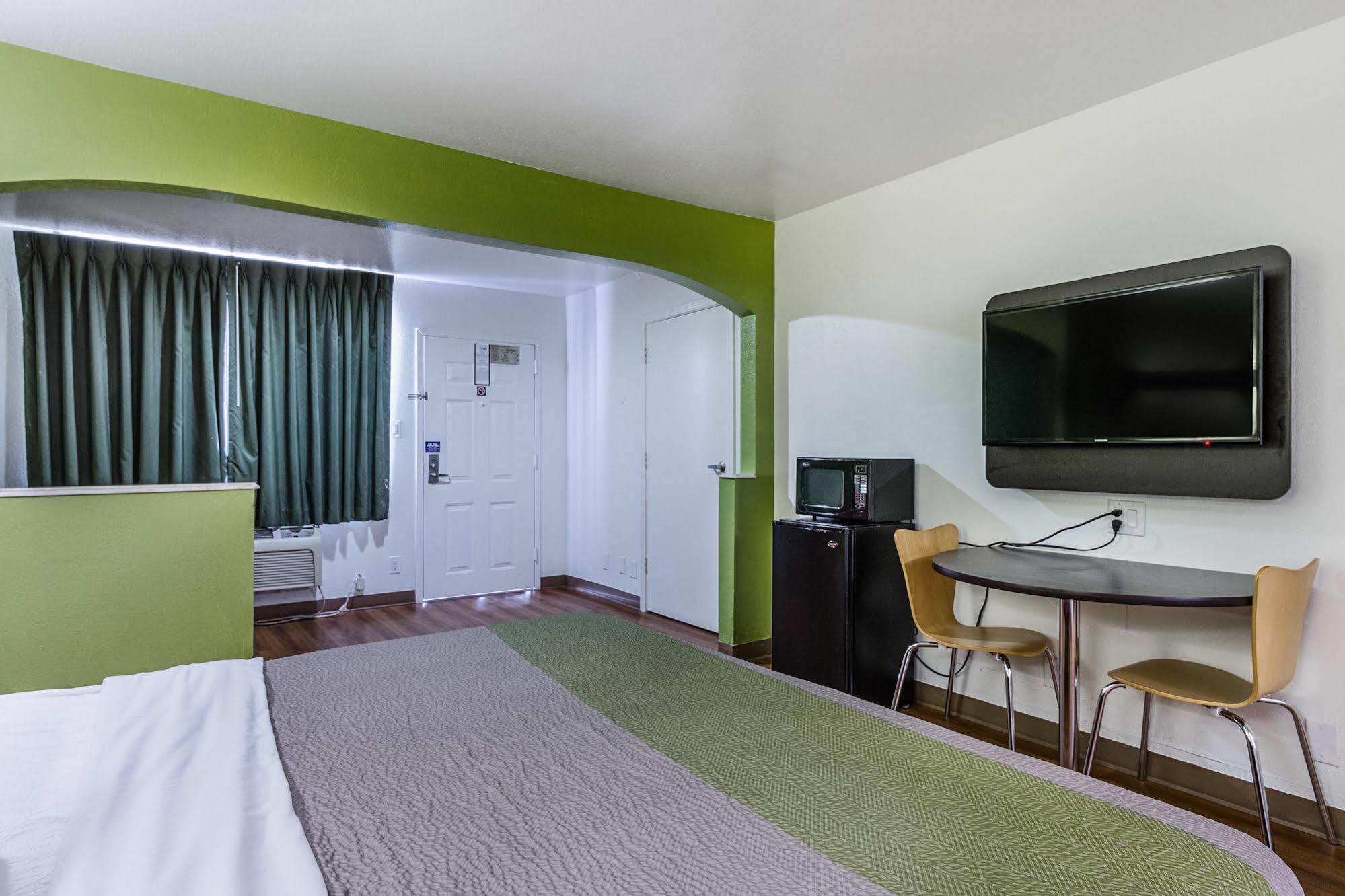 Motel 6-San Marcos, Tx - North エクステリア 写真
