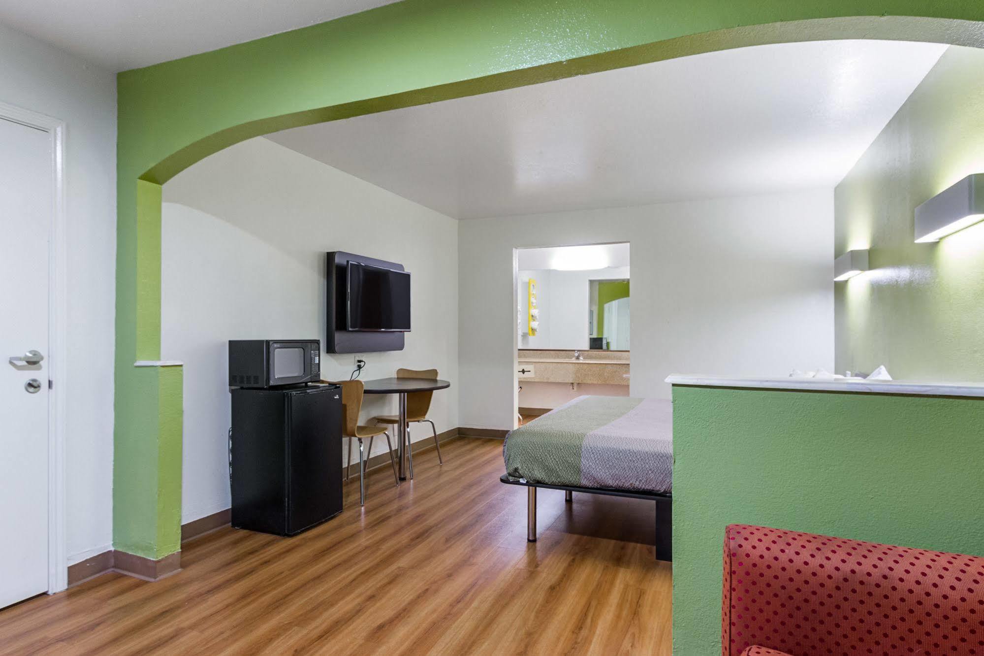 Motel 6-San Marcos, Tx - North エクステリア 写真